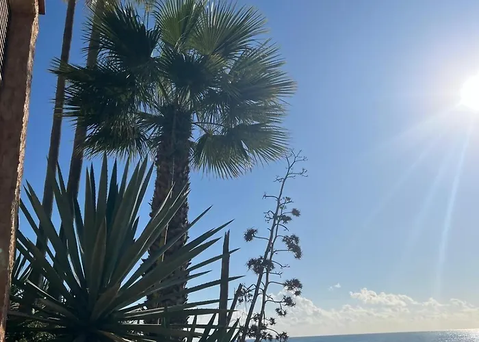 Castillo Santa Clara Front * Торремолинос